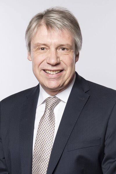 Dr. Frank Wackers